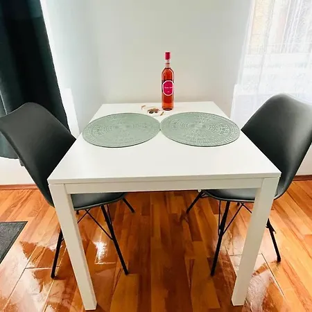 Kazy8 New Life Apartment